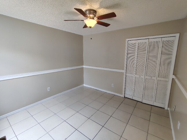 Foto del edificio - 6560 Chantry St