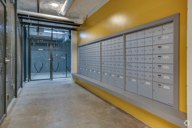Mail Area - Chroma