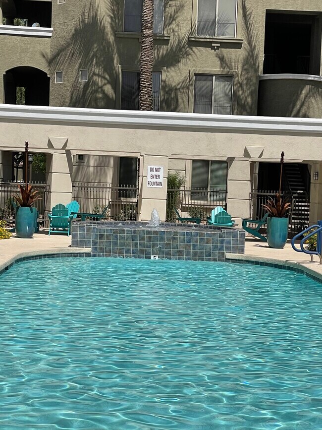 Building Photo - 5303 N 7th St