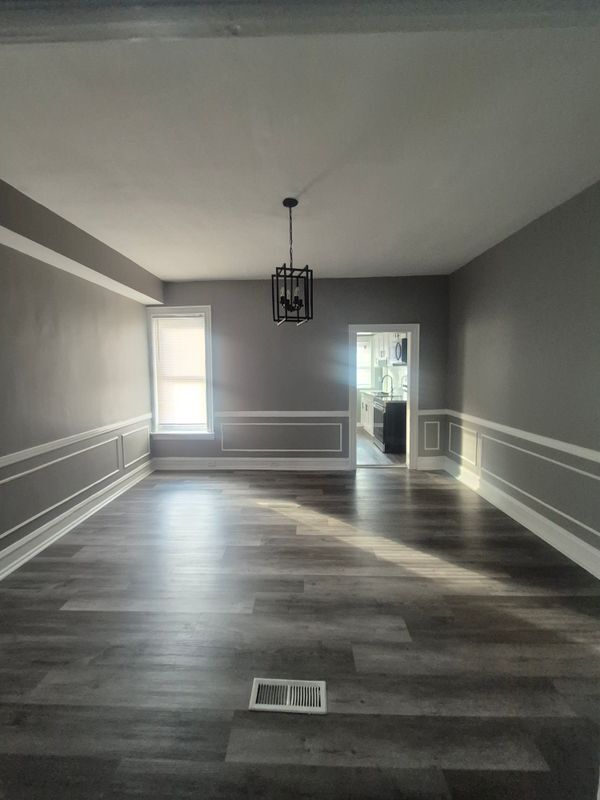 Foto del edificio - 5632 Warrington Ave