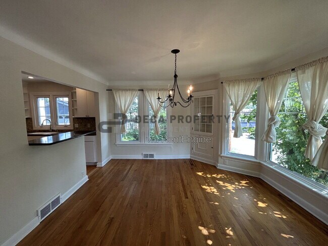 Foto del edificio - 203 W Cedar Ave