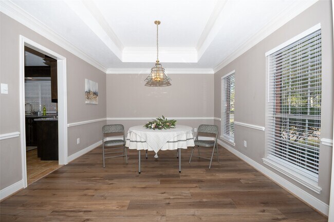 Foto del edificio - 15510 Park Estates Ln