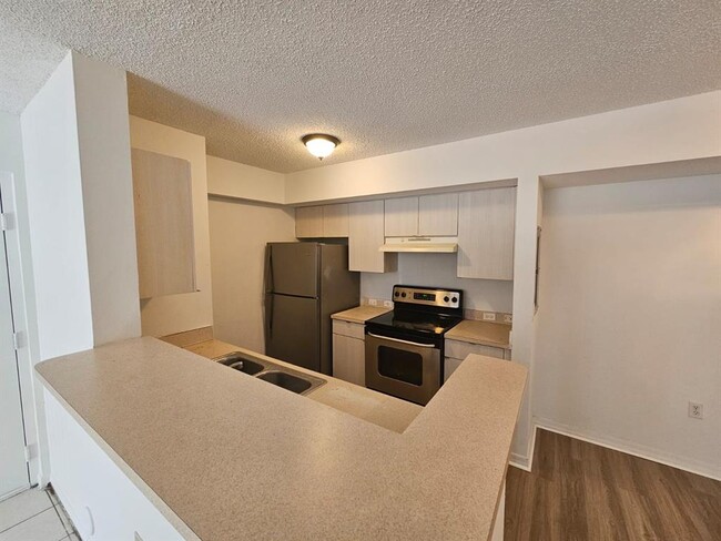 Building Photo - 711 SW 113th Way