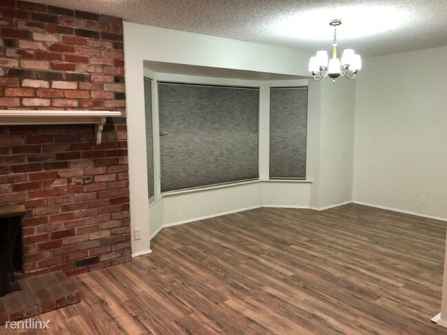 Building Photo - 4 br, 2 bath House - 8111 San Jose Cir