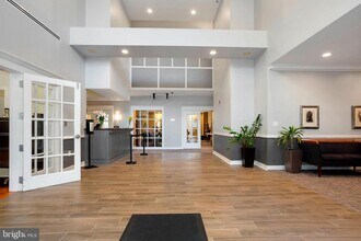 Building Photo - 2726 Gallows Rd