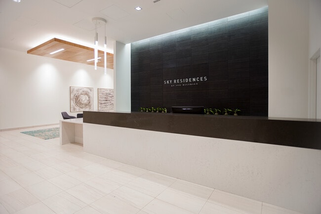 Building Photo - SKY Signature Suites