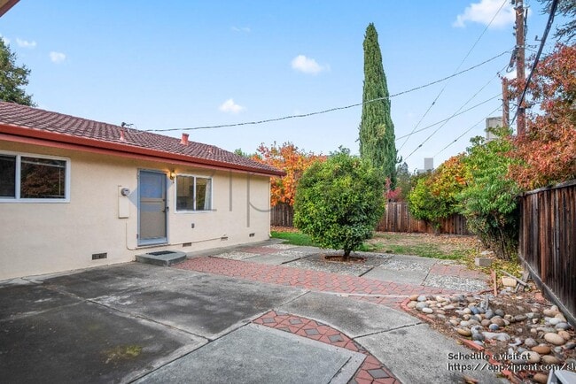 Foto del edificio - 20365 Silverado Ave