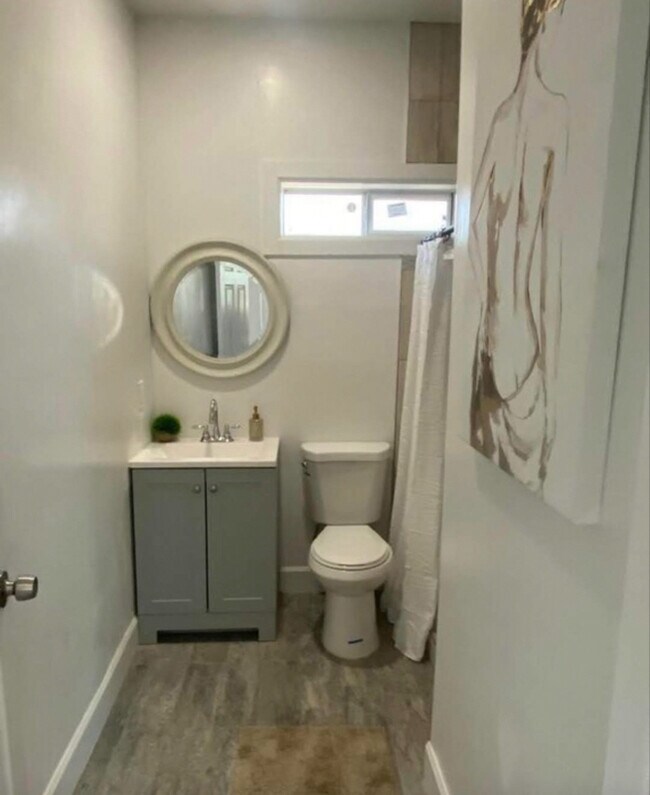 Foto del edificio - 1533 E Garfield St