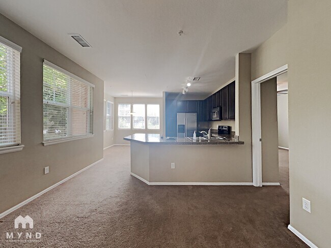 Foto del edificio - 9637 E 5th Ave