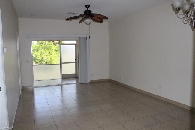 Foto del edificio - 703 SE 8th Terrace