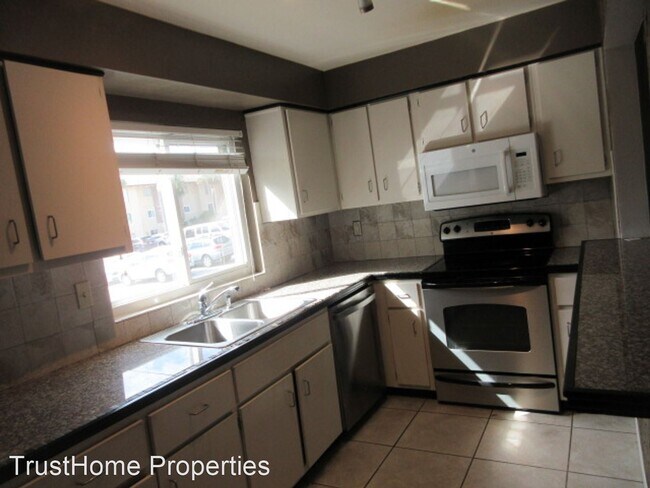 Foto del edificio - 2 br, 2 bath House - 584 Orange Drive Unit...