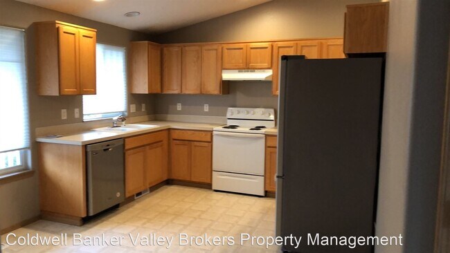 Building Photo - 3 br, 2 bath House - 808 Riverbow Ave NW