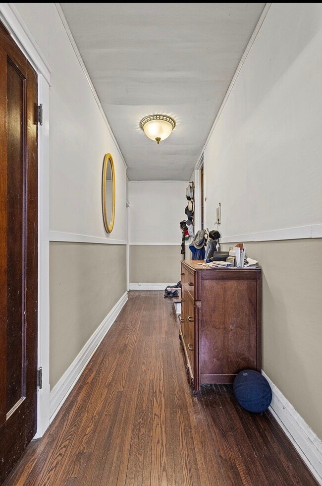 Foto del edificio - 6835 N Wolcott Ave