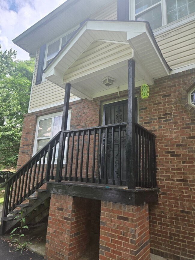 Foto del edificio - 492 Pierce Ave NW
