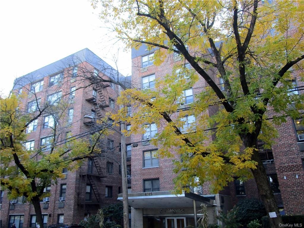 4315 ster Ave Unit 1D, The Bronx, NY 10470 Condo for Rent in The