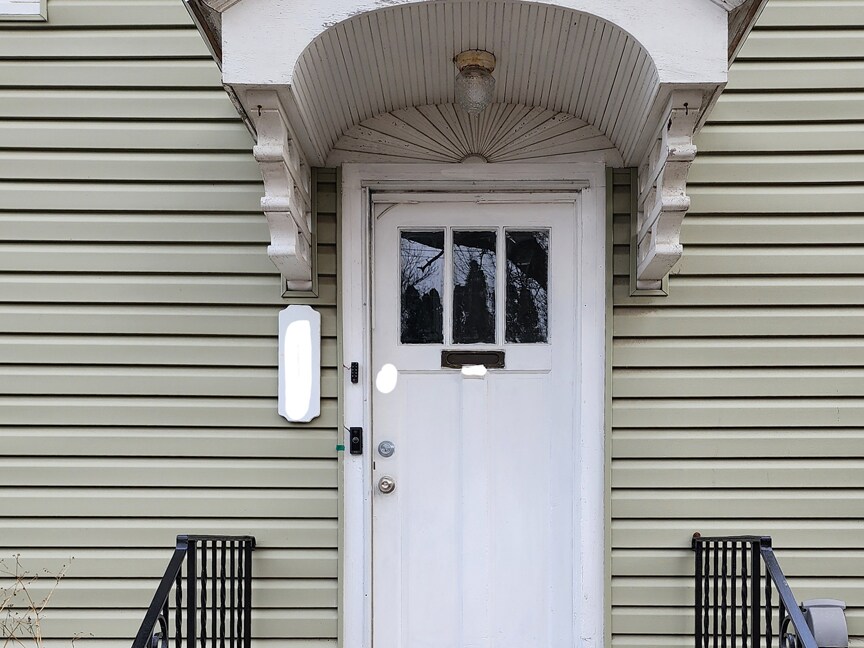 Primary Photo - 511 7th St NW