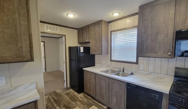 Foto del edificio - 900 Willow Ln