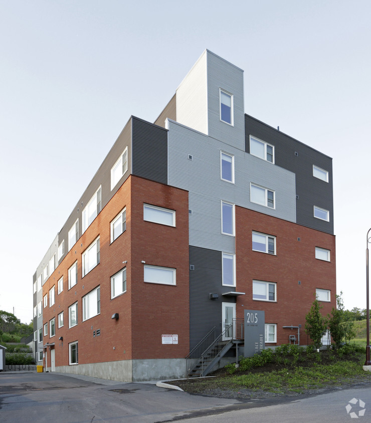 Primary Photo - Place Perrault Apartments