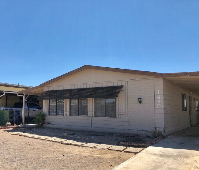 Foto del edificio - Spacious 2 Bedroom 2 Bath Home near River!