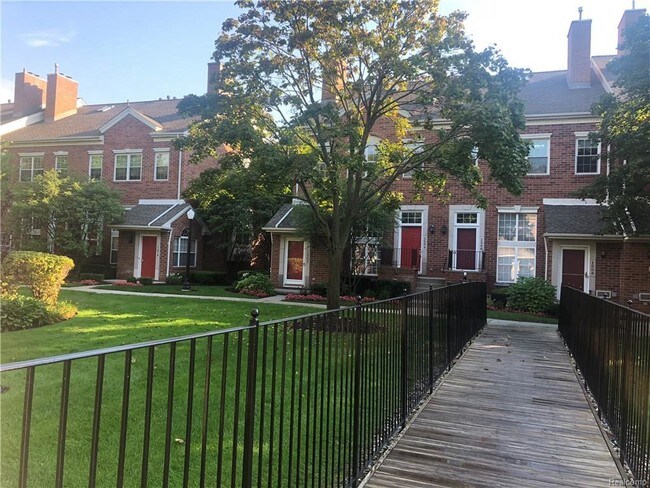 Building Photo - 1504 Maryland Club Dr