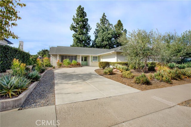 Foto del edificio - 25256 Pacifica Ave