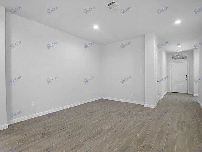 Foto del edificio - 5229 Boulder Valley Dr.