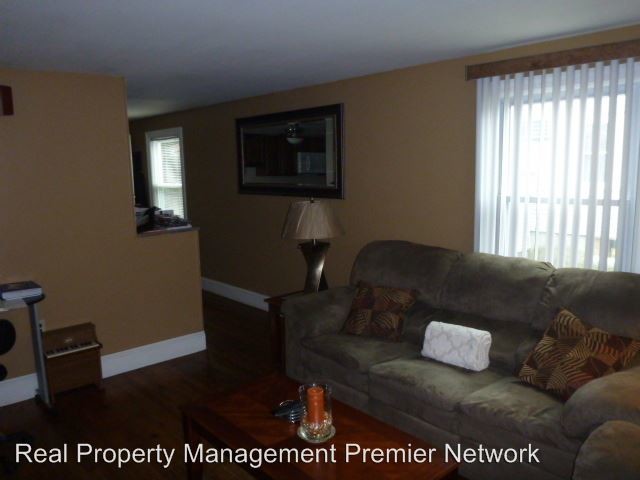 Foto del edificio - 2 br, 1 bath House - 365 Hall St