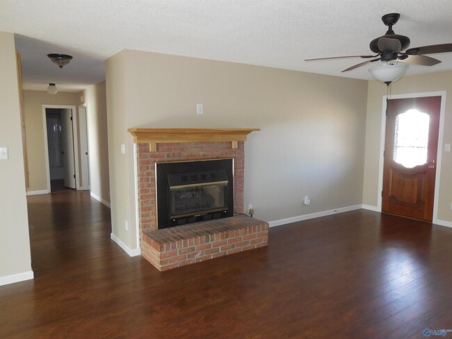 Building Photo - 9728 Co Rd 59