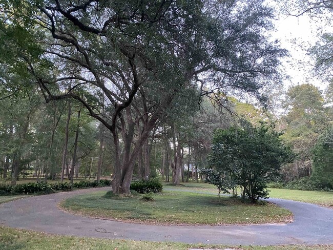 Foto del edificio - 7585 Skipper Ln