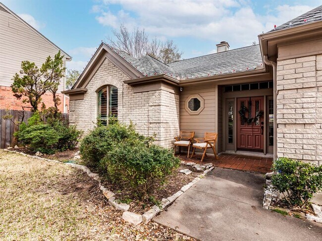 Foto del edificio - 6304 Walebridge Ln