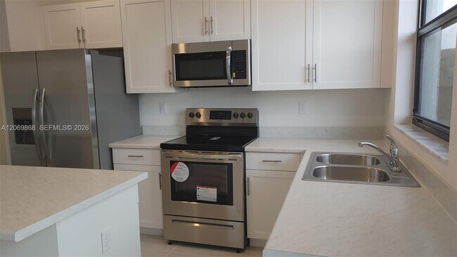 Building Photo - 28771 SW 132nd Ct