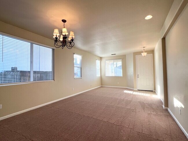 Foto del edificio - 1732 Hiawatha Dr