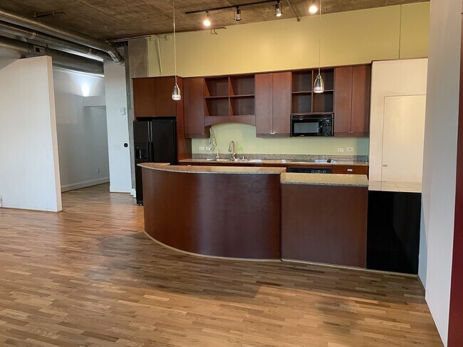 Foto del edificio - 1401 Calumet St