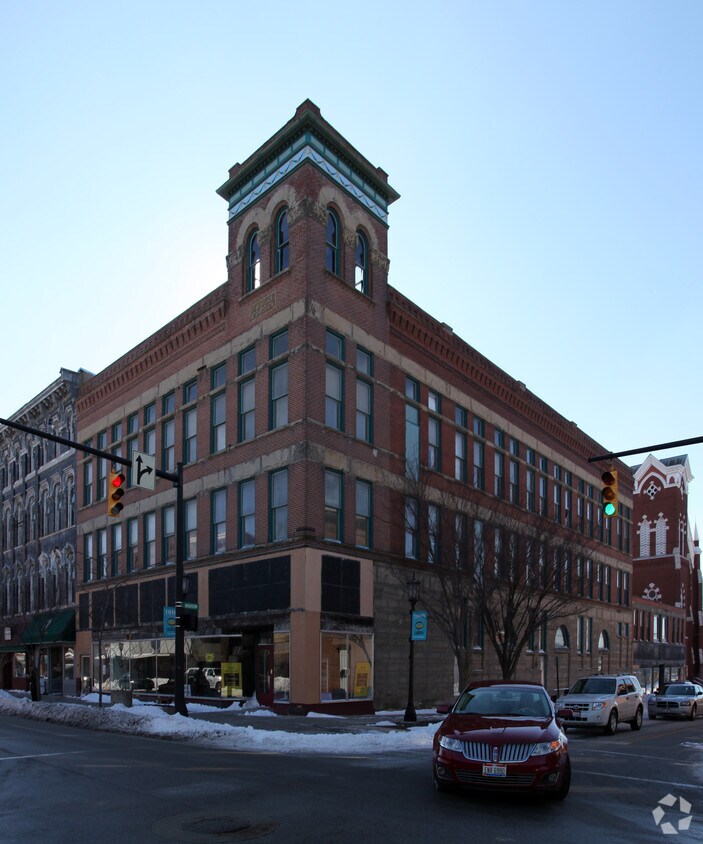 Foto del edificio - 154 S Washington St