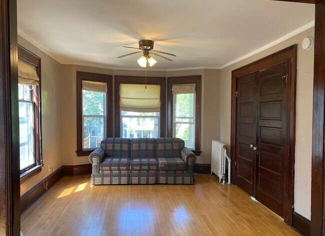 Foto del edificio - 2956 N Prospect Ave