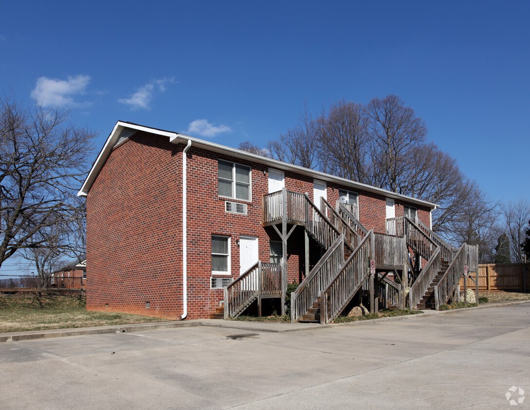 Building Photo - 1007-1013 W Barton St