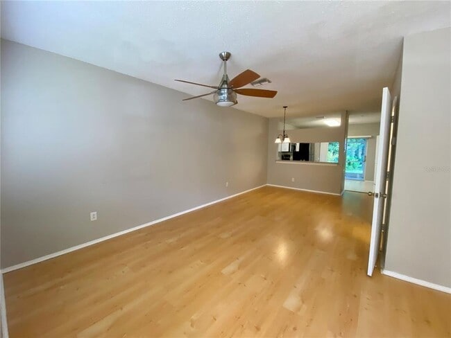 Building Photo - 12415 Berkeley Square Dr