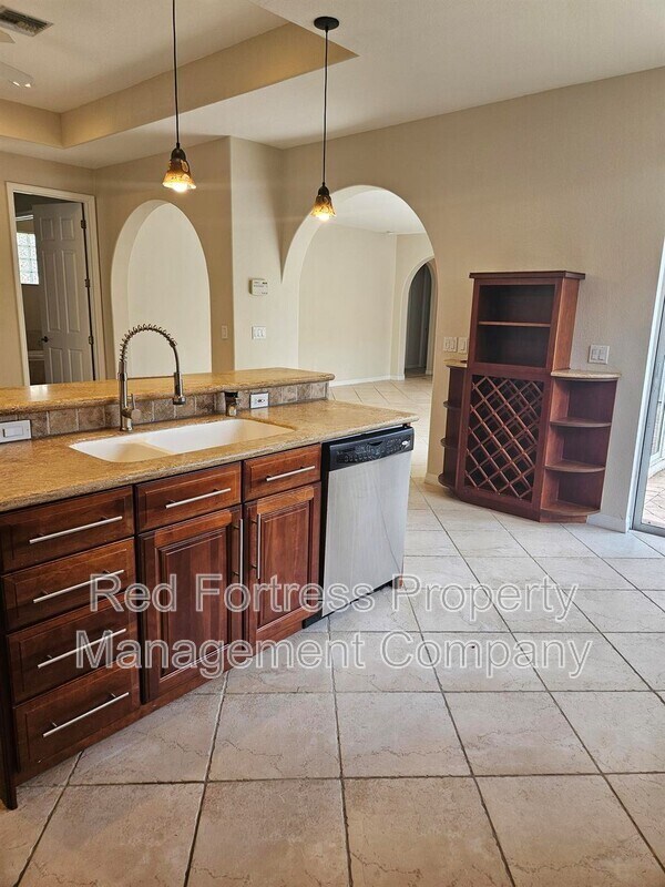 Foto del edificio - 7596 Key Deer Ct
