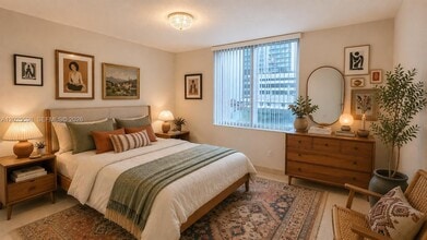 Building Photo - 1060 Brickell Ave