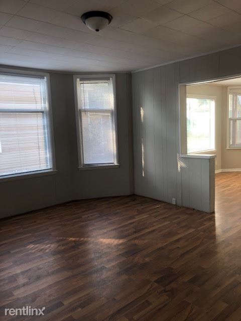 Foto del edificio - 172 E 16th St