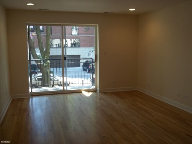 Foto del edificio - 6954 N Greenview Ave