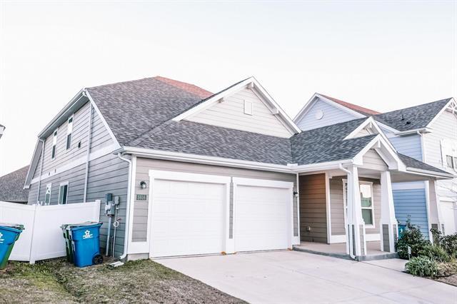 Building Photo - 5916 Hopkins Dr