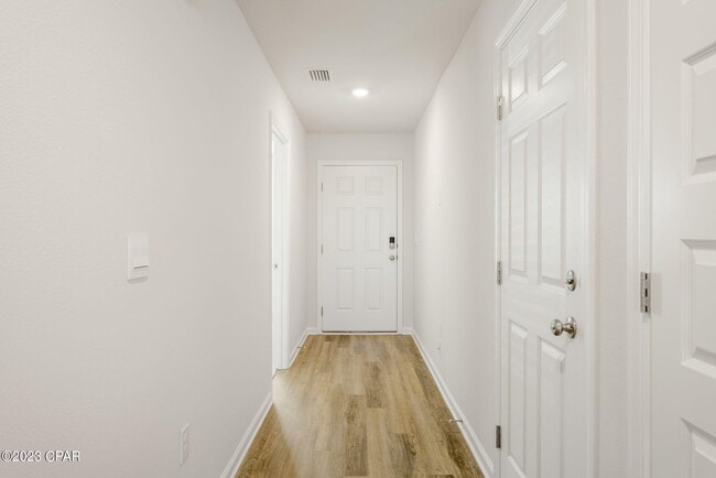 Foto del edificio - 5033 Rivergrass Dr