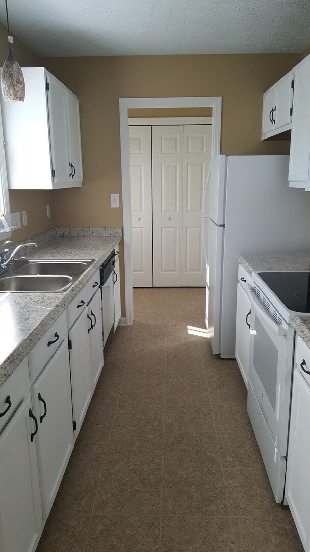 Foto del edificio - Wonderful 3 Bedroom 2 Bathroom Home!