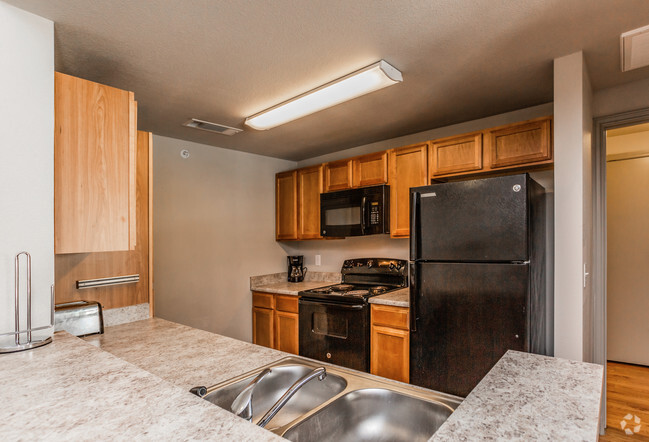 1BR, 1BA - 742SF Kitchen - Chaparral Place Apartments