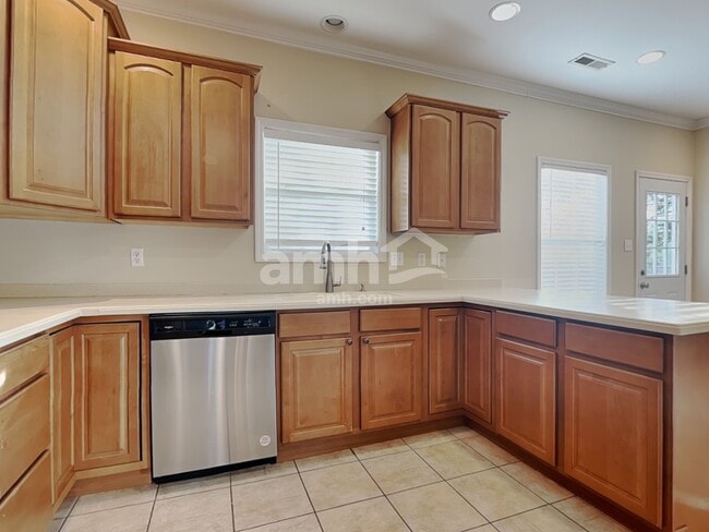 Foto del edificio - 1641 Silver Oak Ln