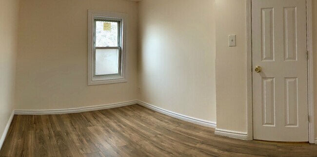 Building Photo - 2544 W 39th Pl