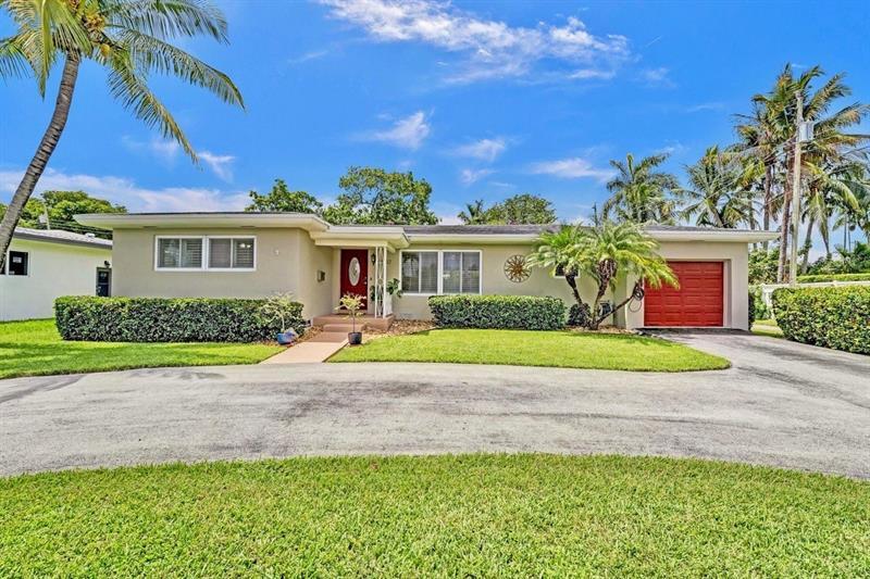 Foto principal - 3232 Van Buren St