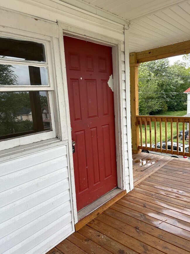 Foto del edificio - 611 Stewart Ave SE