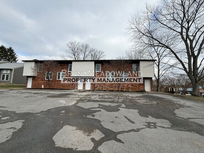 Photo - 2023 Belle Terra Rd Apartment